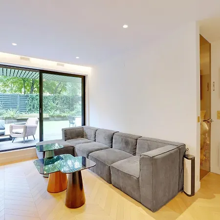 شقة Chic With Garden - 1bd 2p -