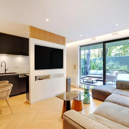 Chic With Garden - 1bd 2p - Apartment *