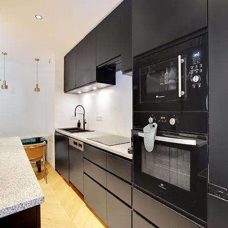 Chic With Garden - 1bd 2p - شقة نويي سور سين